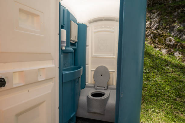 Best Sanitation services for porta potties  in Burlington, ND